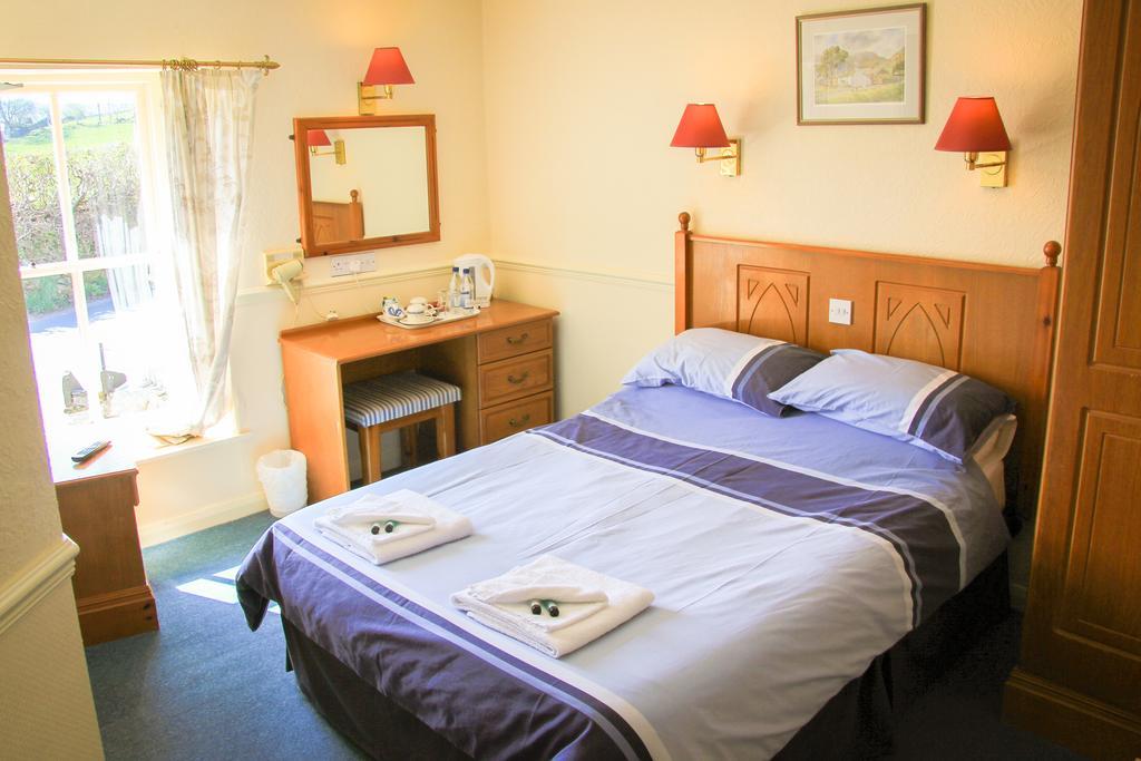 The Red Lion Hotel Lowick Green Ruang foto